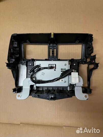 Дисплей Toyota Land Cruiser Prado150