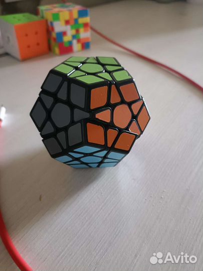 Кубик мегаминск