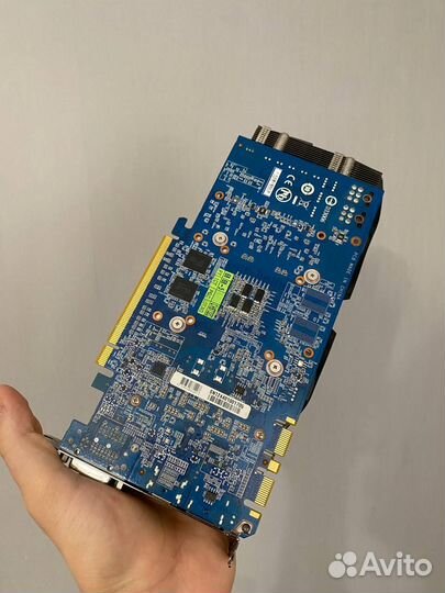 Видеокарта GTX 660 Ti