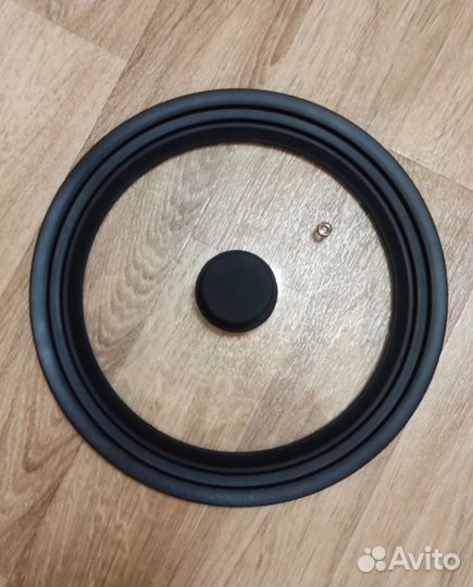 Универсальная крышка для посуды 24 26 28 см