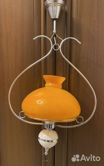 Люстры, светильник и плафоны Югославия