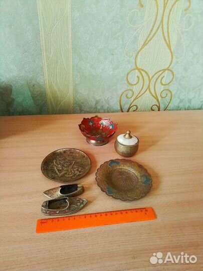 Латунные тарелки