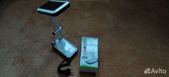 Настольная складная светодиодная лампа. Новая