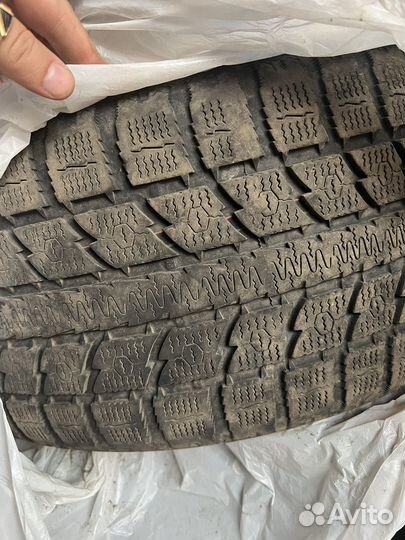Toyo Observe GSi-5 275/40 R20 и 315/35 R20 120H
