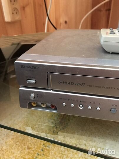 Видеомагнитофон DVD Sharp