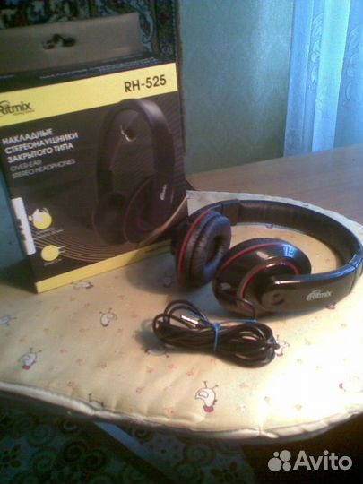 Накладные стереонаушники закрытого типа RH-525