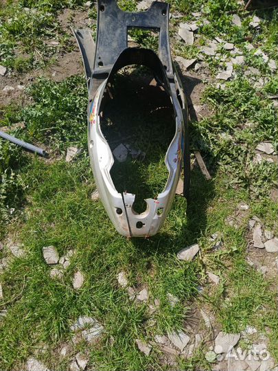 Запчасти на скутер 2 т двигателя