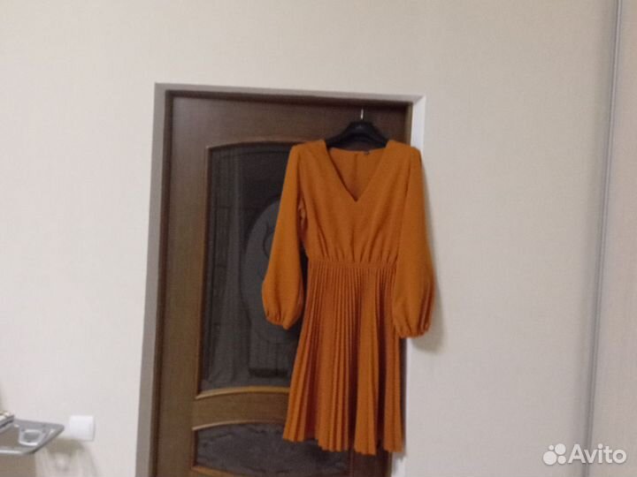 Нарядное женское платье 48 50