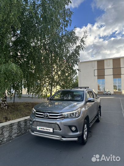 Toyota Hilux 2.8 AT, 2016, 245 000 км