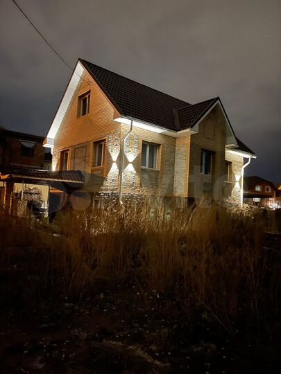 Коттедж 135 м² на участке 8 сот.