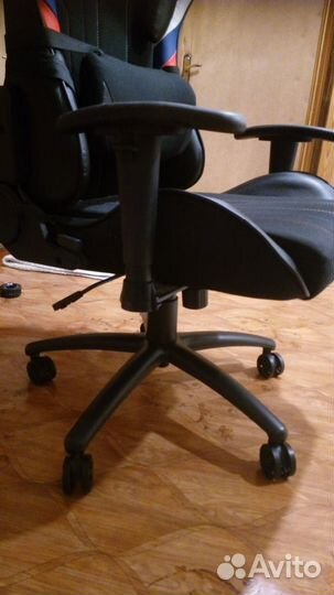 Стул Компьютерное кресло AeroCool Aero 1 Alpha