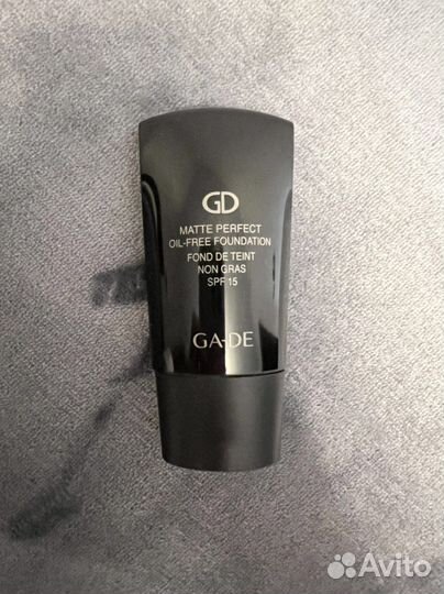 Тональный крем новый