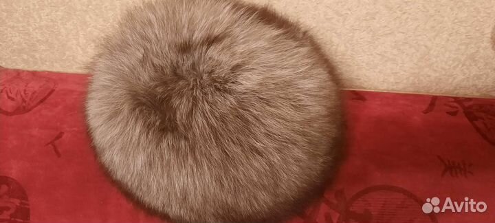 Зимняя шапка из песца. Форма шарик