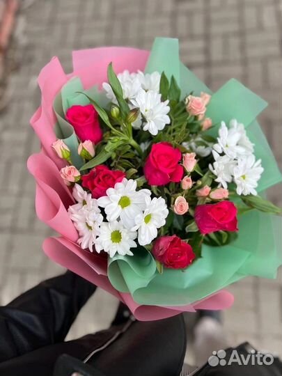 Живые цветы букеты розы с доставкой