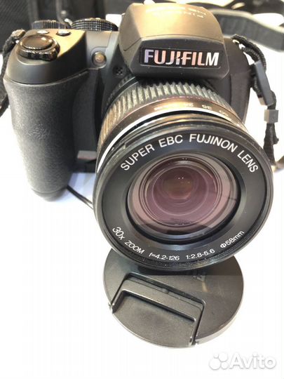 Цифровой фотоаппарат Fujifilm FinePix hs20exr