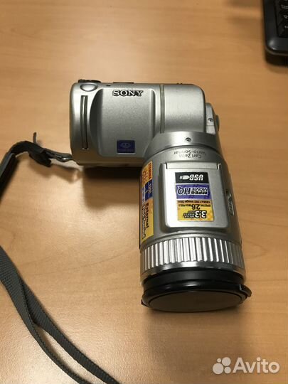 Фотоаппарат цифровой Sony DSC-F505V