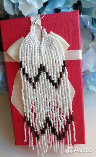 Серьги из бисера ручной работы