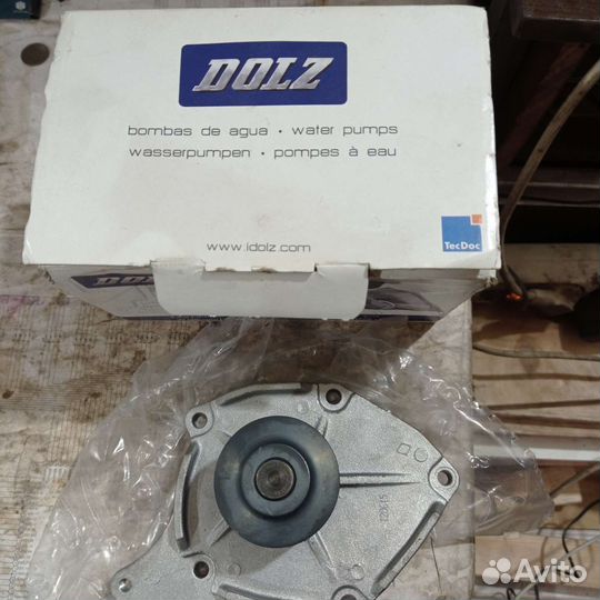 Насос водяной Рено 1.5D