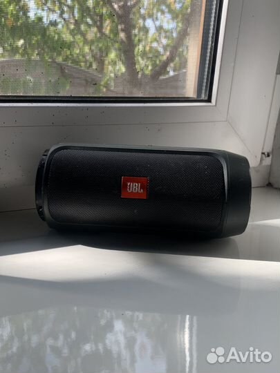 Колонка jbl charge 2+