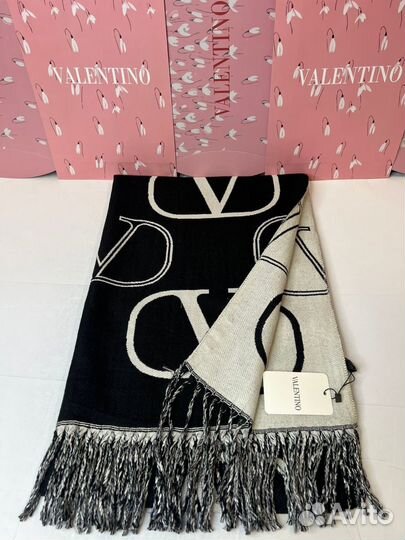 Шарф Valentino черный двухсторонний палантин