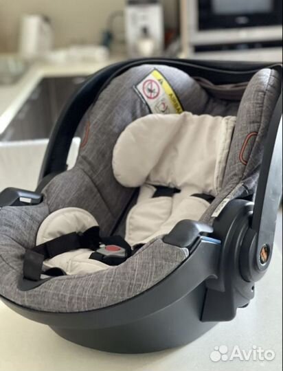 Автолюлька stokke