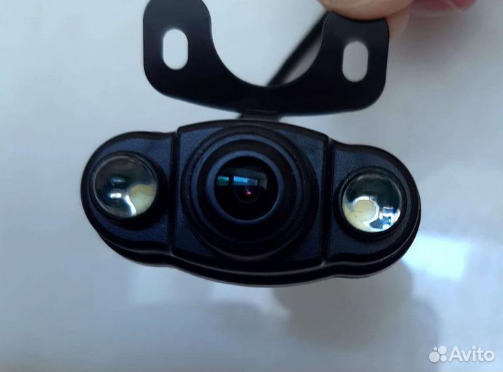 Видео камера заднего вида к зеркалу