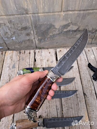 Нож из дамасской стали 