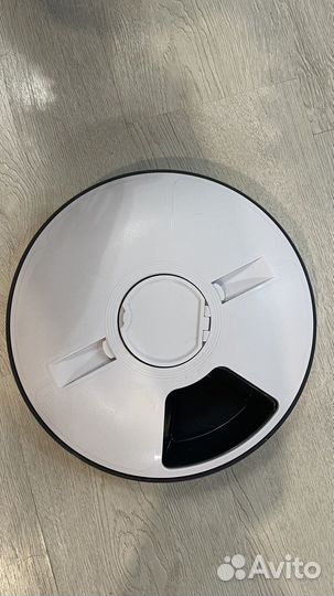 Автокормушка для собак и кошек