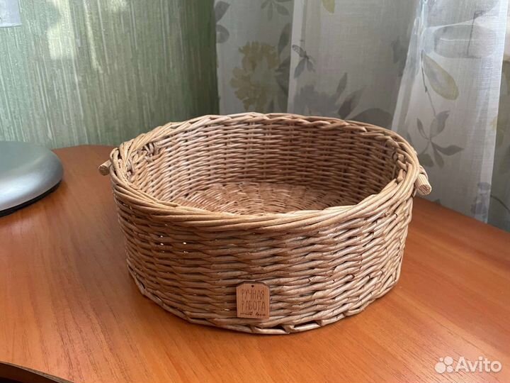 Плетеный поднос из эколозы