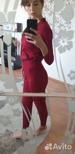 Костюм женский новый