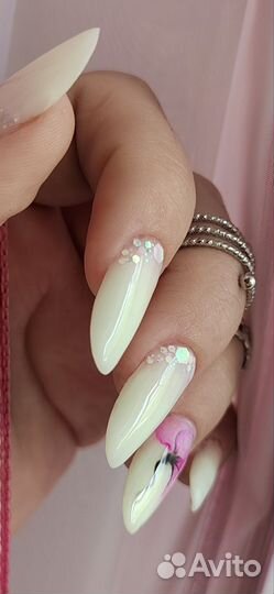 Наращивание ногтей