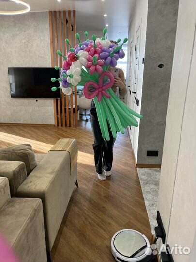 Цветы букет шарики