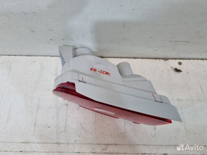 Фонарь противотуманный задний левый Toyota Land