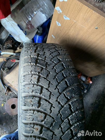 Литой диск r16