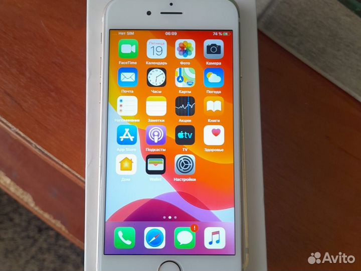 iPhone 6S, 64 ГБ