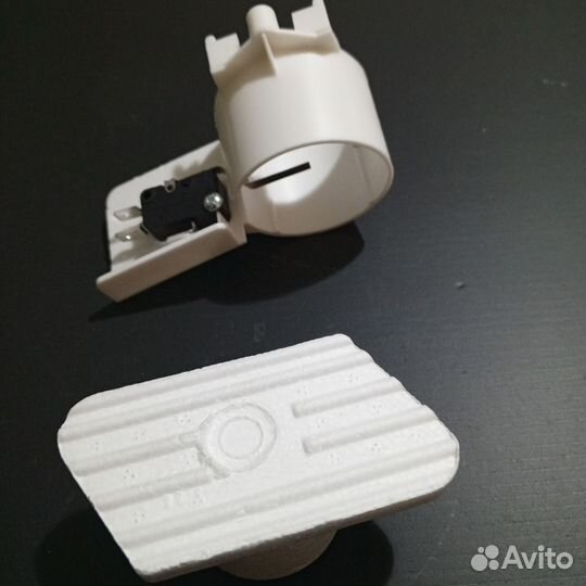 Поплавок с микровыключателем в сборе Dexp G14D7PB