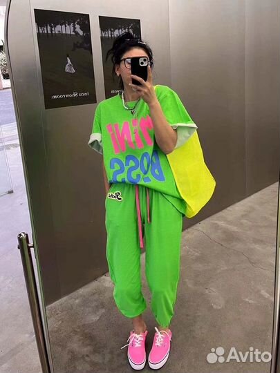 Спортивный костюм яркий люкс