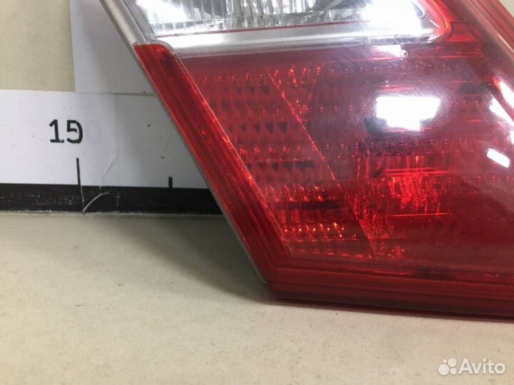 Фонарь задний внутренний левый Toyota Camry V40 20