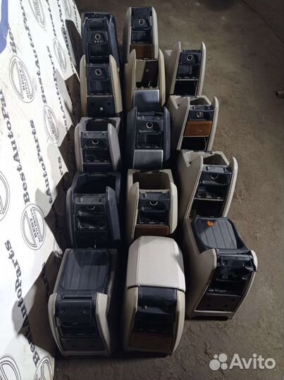 Подлокотник на xc90 Volvo