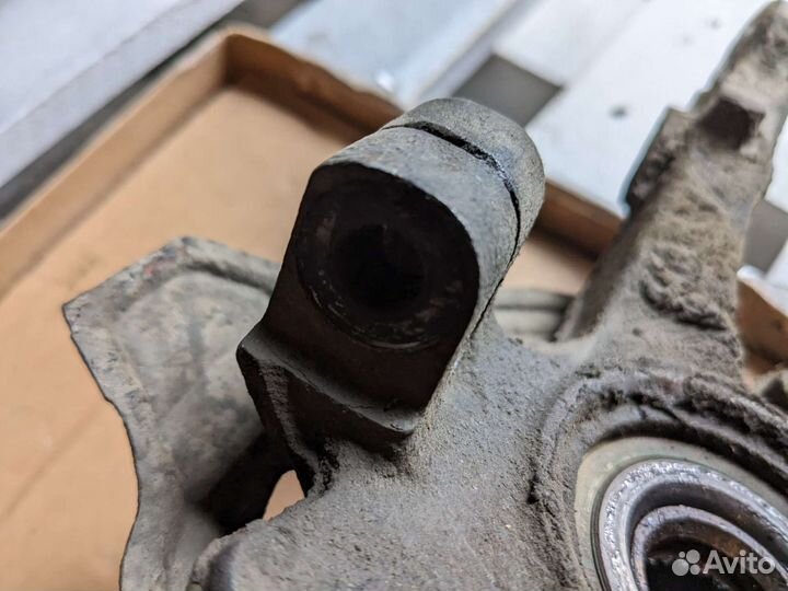 Поворотный кулак Opel meriva A