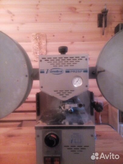 Клеенаносящий станок