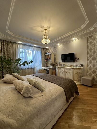 4-к. квартира, 118 м², 11/25 эт.