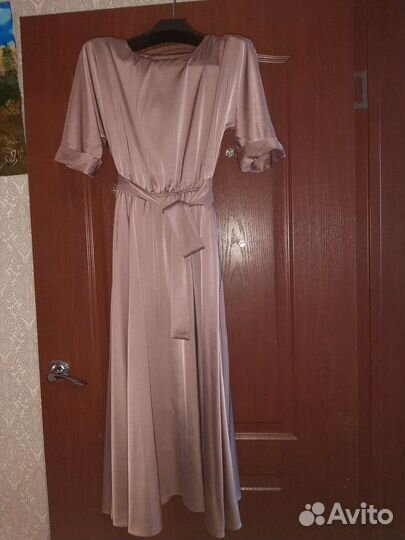 Платье вечернее