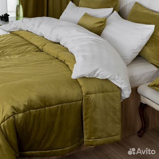 Покрывало бархат Беллиссимо темный янтарь новое