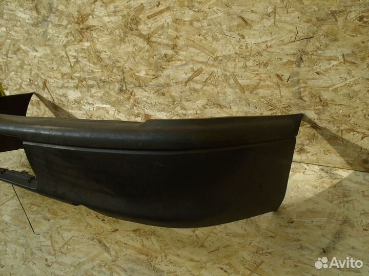 Бампер задний Toyota Estima Emina CXR20 Серыйцарап