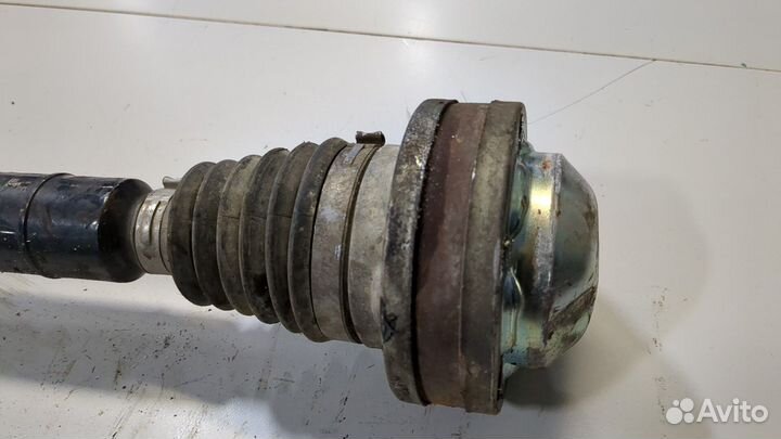 Полуось Volkswagen Tiguan, 2013