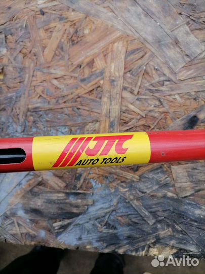 Домкрат подкатной пневматический