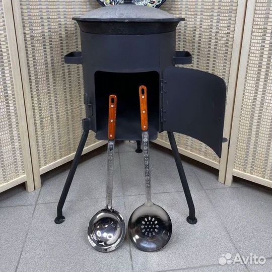 Казан чугунный с печкой