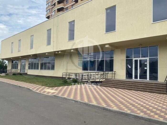 Сдам торговое помещение, 800 м²