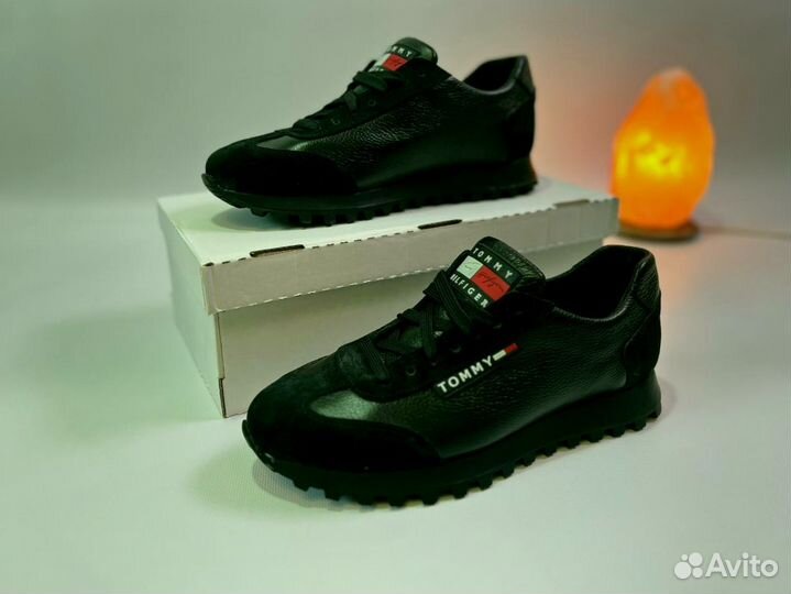 Кроссовки Tommy Hilfiger эргономичные